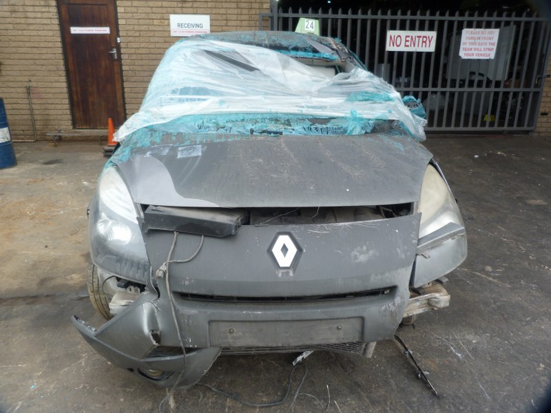 Renault Grand Scenic III 1.9 dCi Dynamique Manual Grey - 2011 STRIPPING FOR SPAR - Private Seller Renault Grand Scenic III 1.9 dCi Dynamique Manual Grey - 2011 STRIPPING FOR SPAR - Private Seller