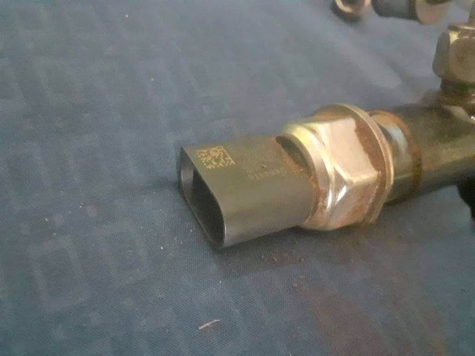Ford Ranger Fuel Rail Sensor - Private Seller Ford Ranger Fuel Rail Sensor - Private Seller