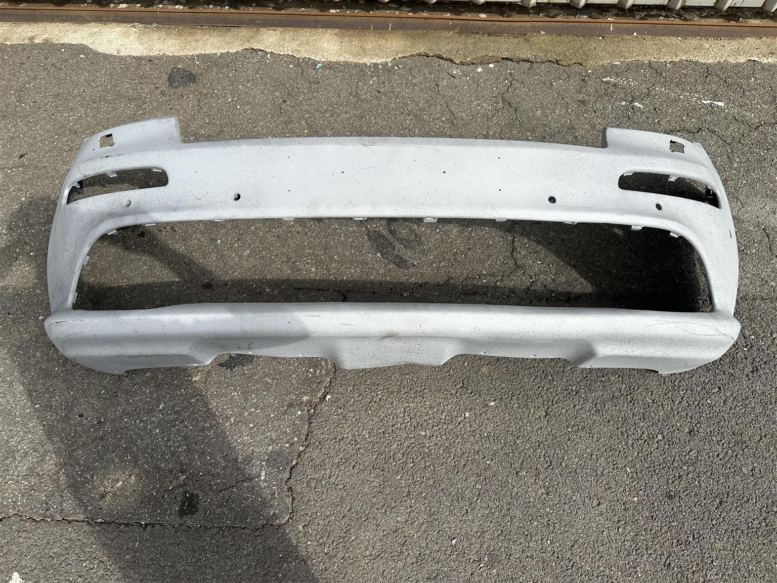 Jeep Cherokee SRT Front Bumper - Private Seller Jeep Cherokee SRT Front Bumper - Private Seller