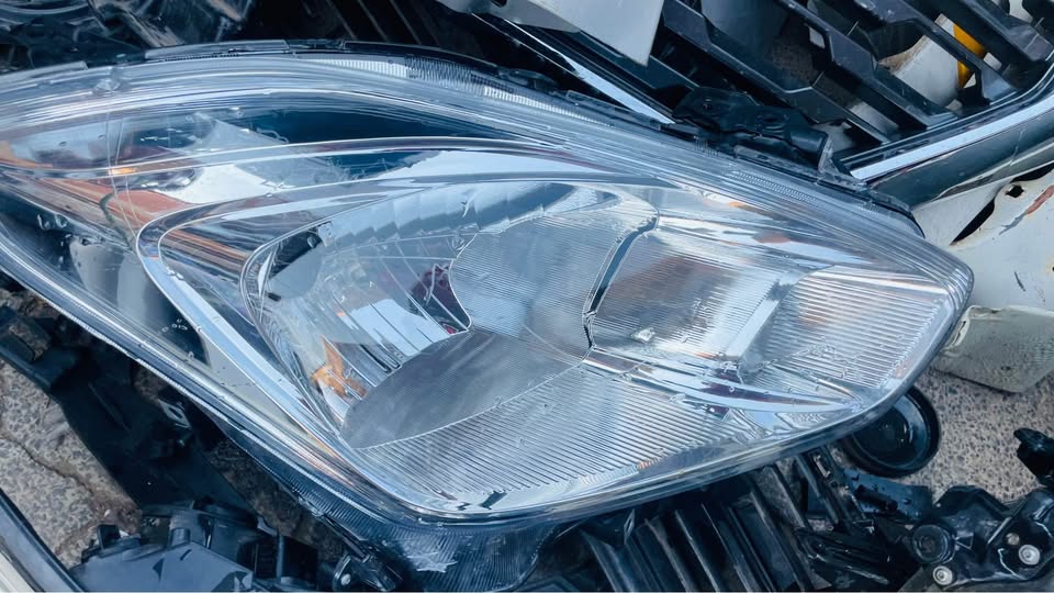 Suzuki Swift headlight