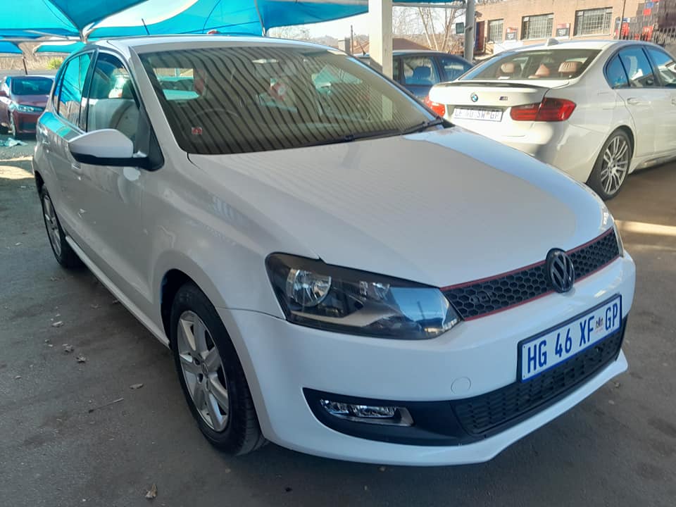 2012 VW POLO6 1.6 HATCHBACK AUTOMATIC