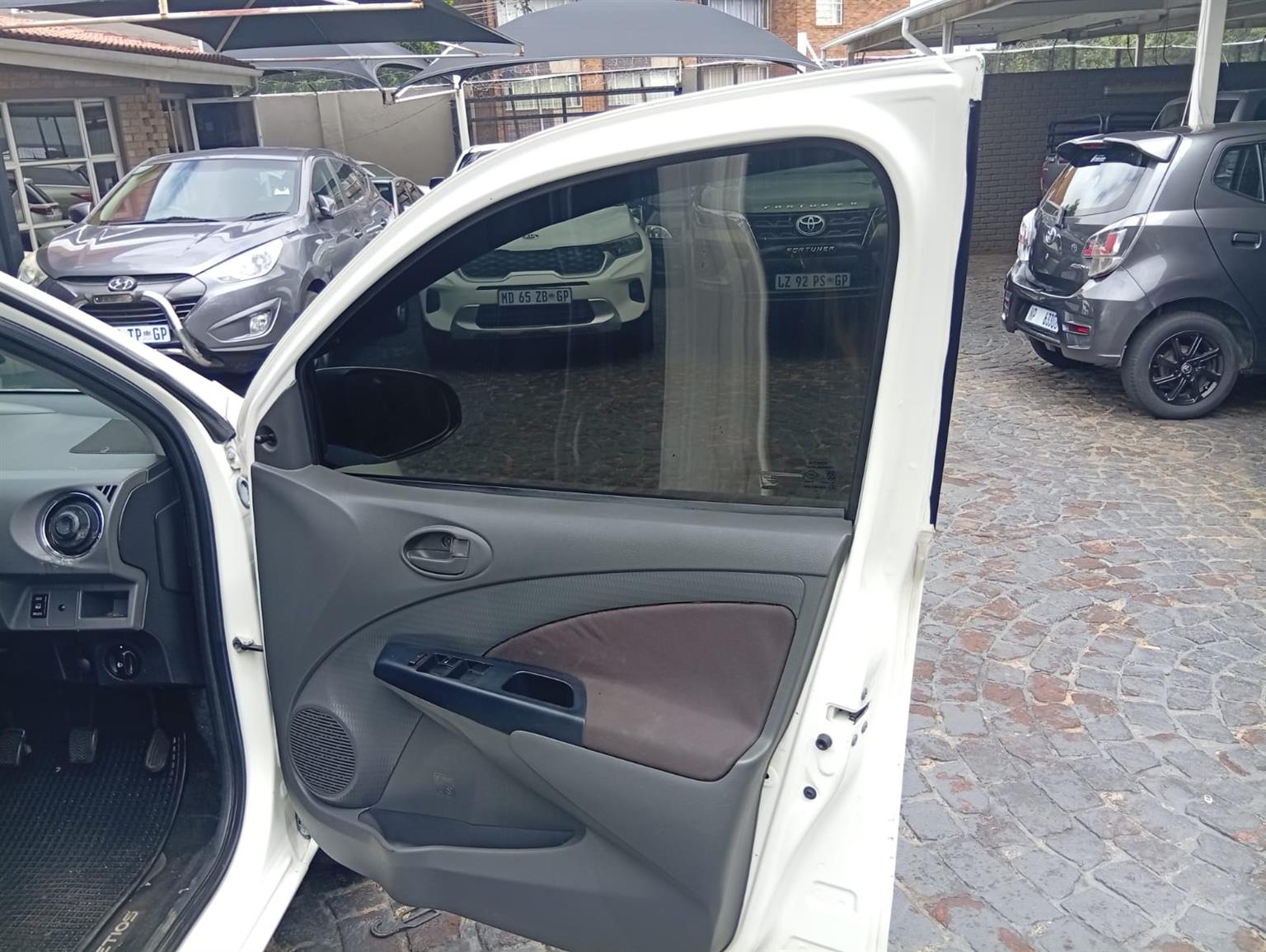 Toyota Etios sedan ETIOS 1.5 Xs/SPRINT