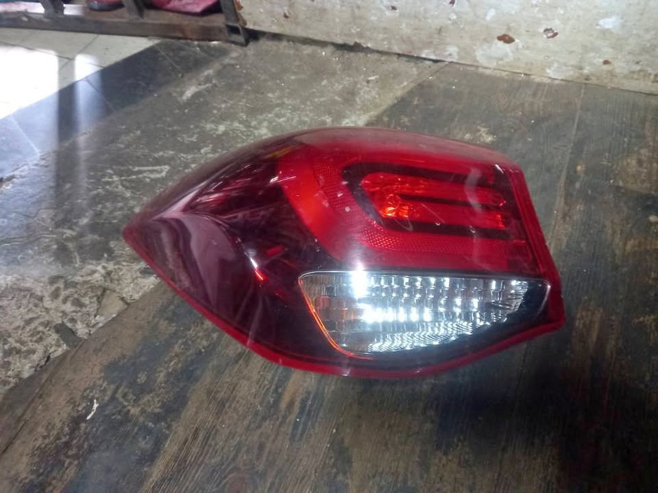 2018 -2019 HYUNDAI i20 Left Side Taillight - Private Seller 2018 -2019 HYUNDAI i20 Left Side Taillight - Private Seller