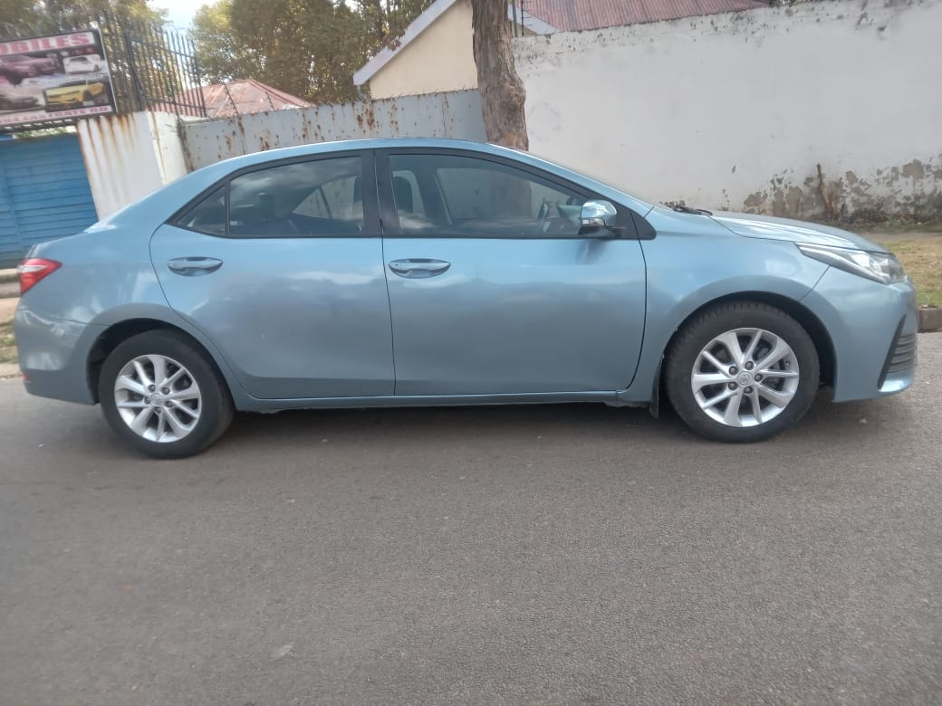 Used 2017 Toyota Corolla 1.4D-4D Prestige - Private Seller Used 2017 Toyota Corolla 1.4D-4D Prestige - Private Seller