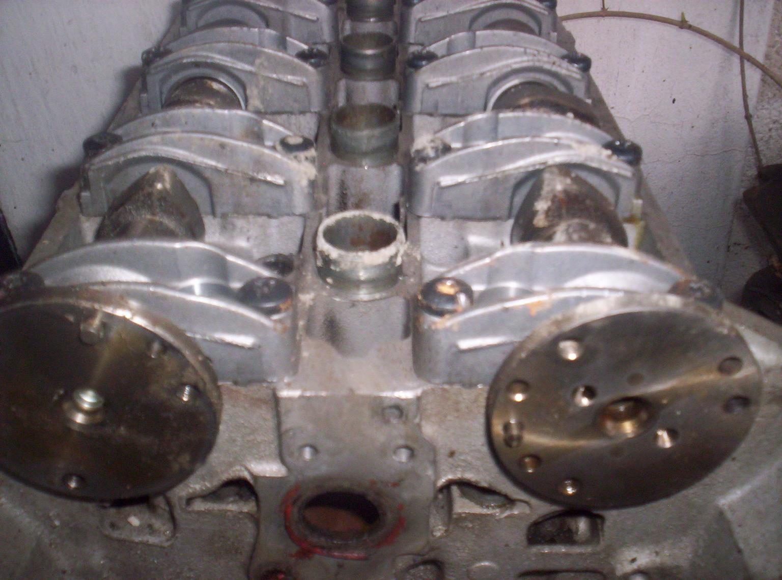 Mercedes e220 / c230 Cylinder head - Private Seller