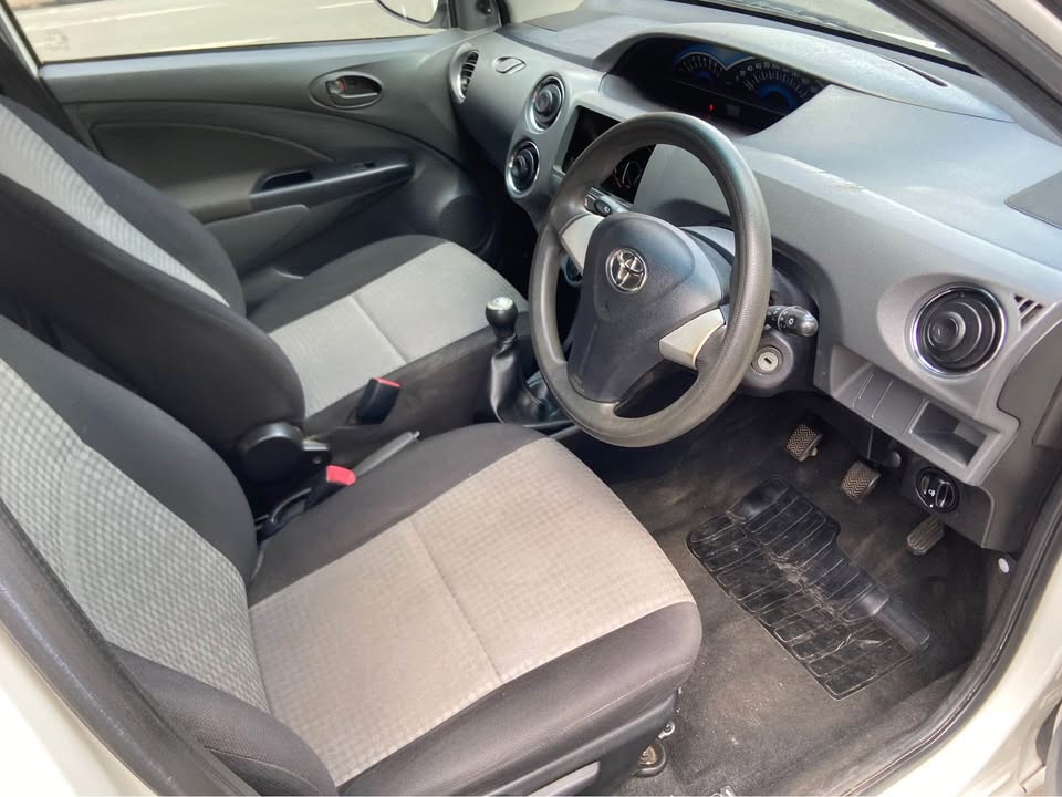 2014 Toyota Etios 90000km