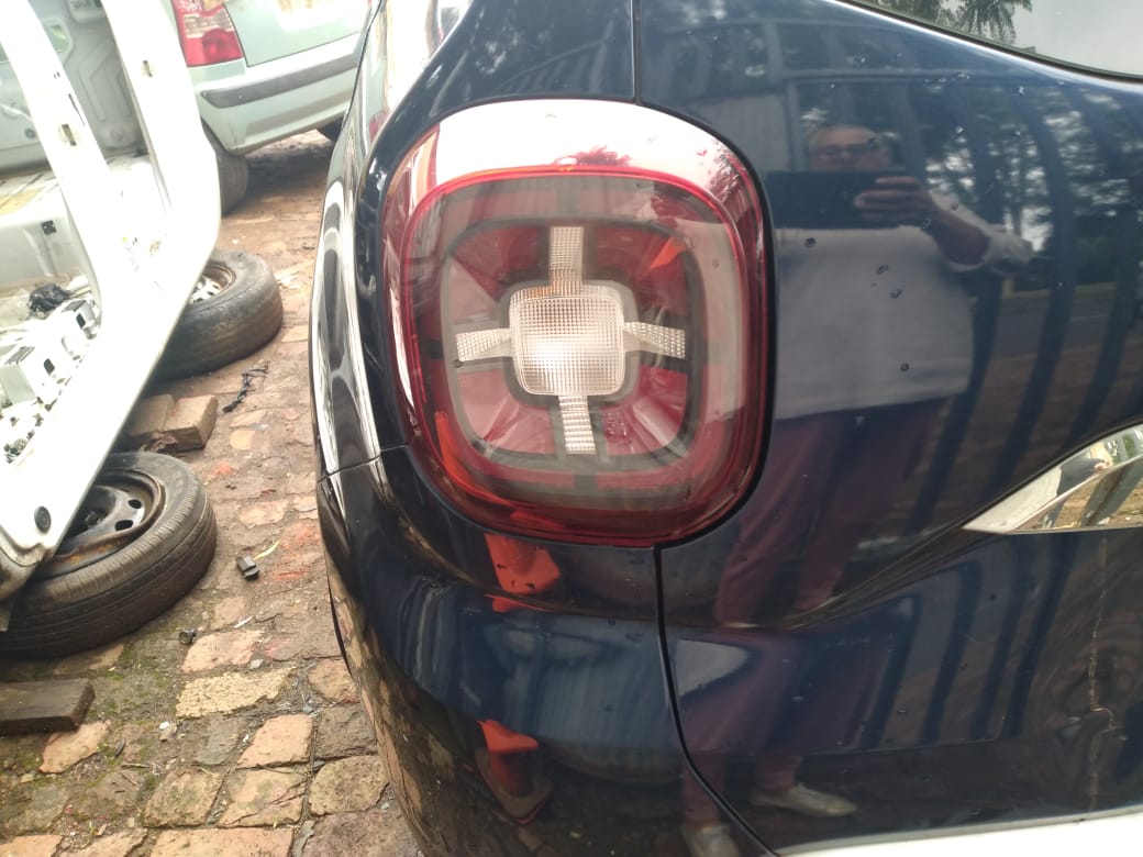 Renault Duster taillights - Private Seller Renault Duster taillights - Private Seller