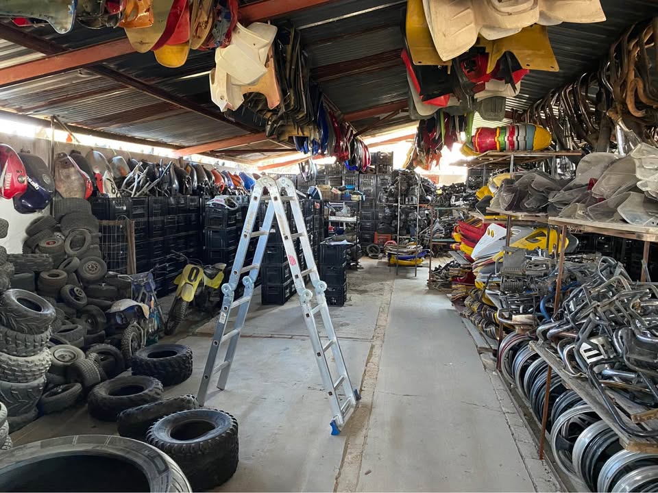 Honda TRX 300 carb. Meyerton bike scrapyard new and secondhand spares and accessories. - Private Seller Honda TRX 300 carb. Meyerton bike scrapyard new and secondhand spares and accessories. - Private Seller