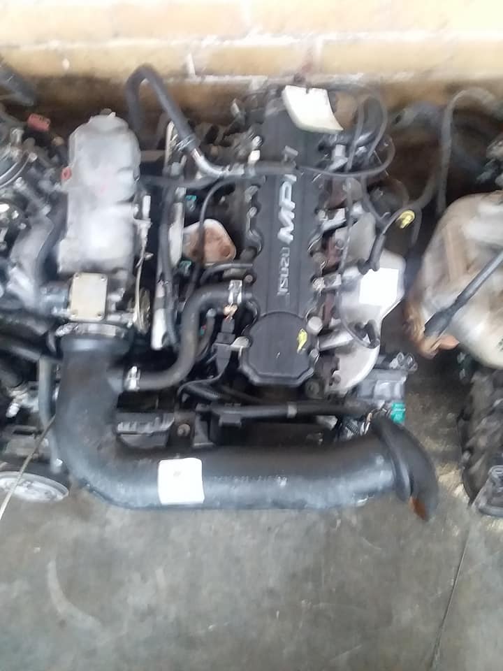 ISUZU ENGINES AND GEARBOXES FOR SALE - Private Seller ISUZU ENGINES AND GEARBOXES FOR SALE - Private Seller