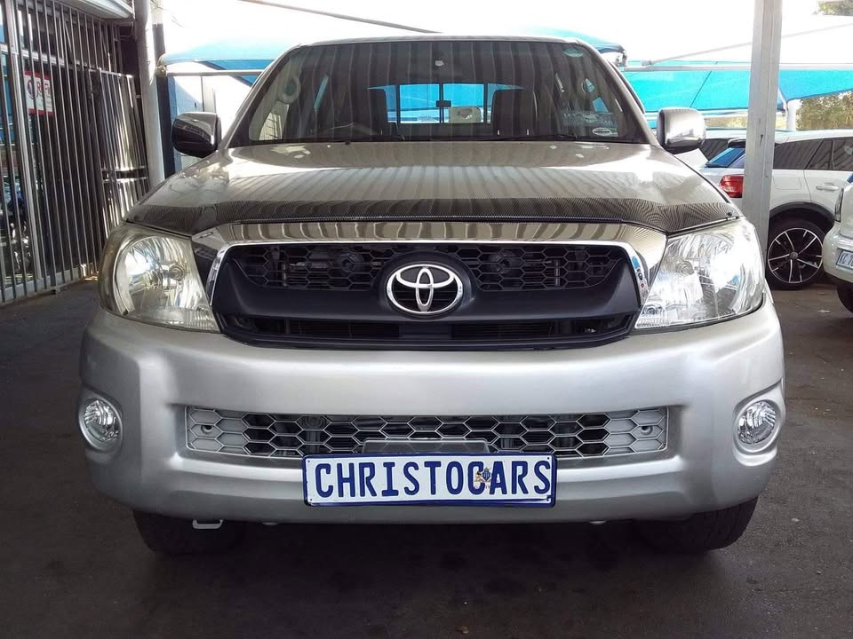 2009 Toyota Hilux vvti petrol manual 2009