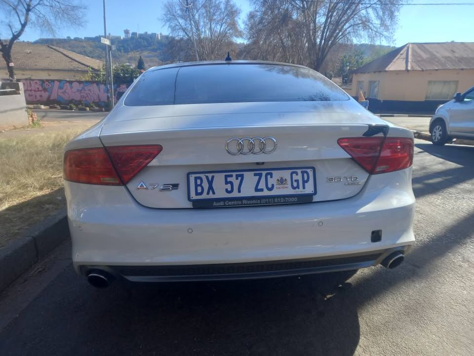 2012 Audi A7 Sline 3.0TDI Quattro Automatic, White, 142000kms, . Sunroof