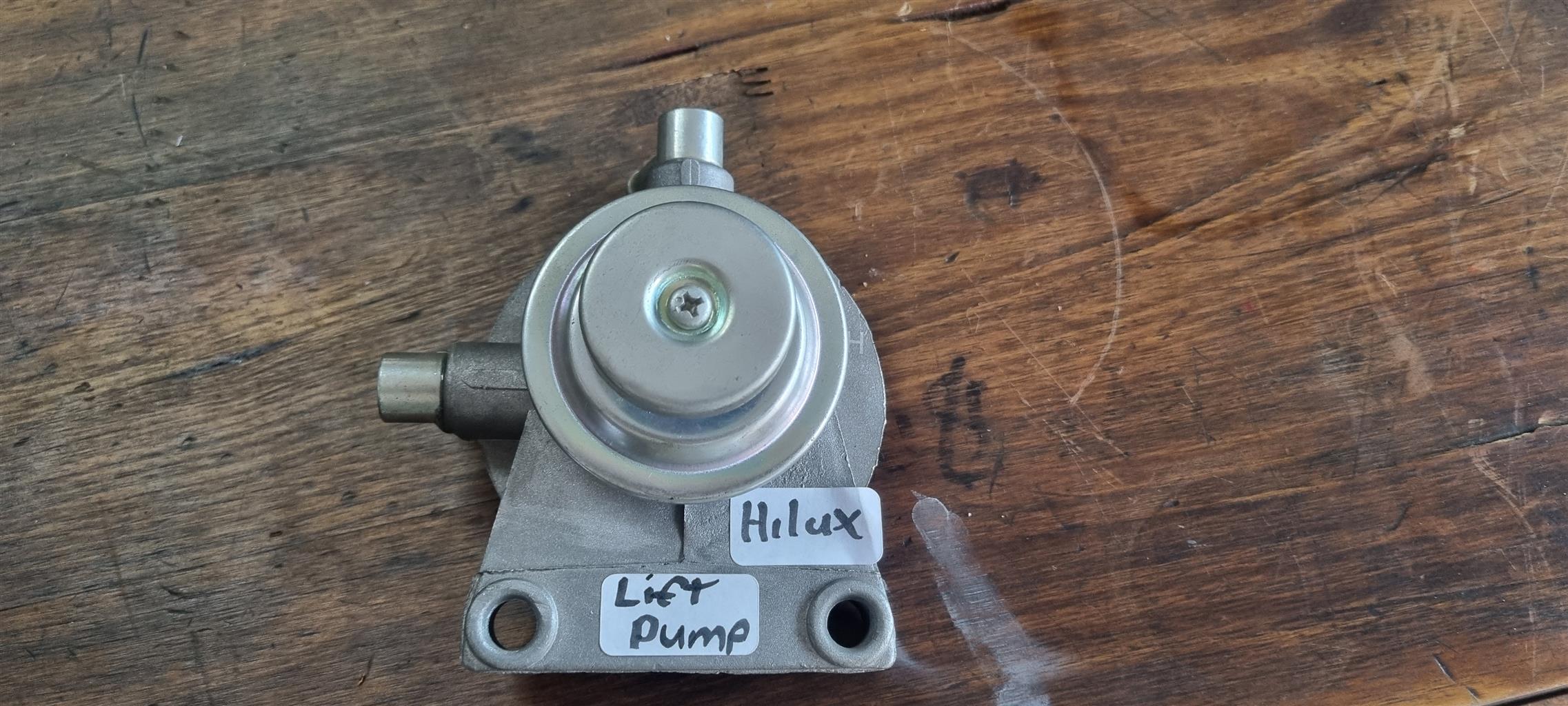 TOYOTA HILUX LIFT PUMP - Private Seller TOYOTA HILUX LIFT PUMP - Private Seller