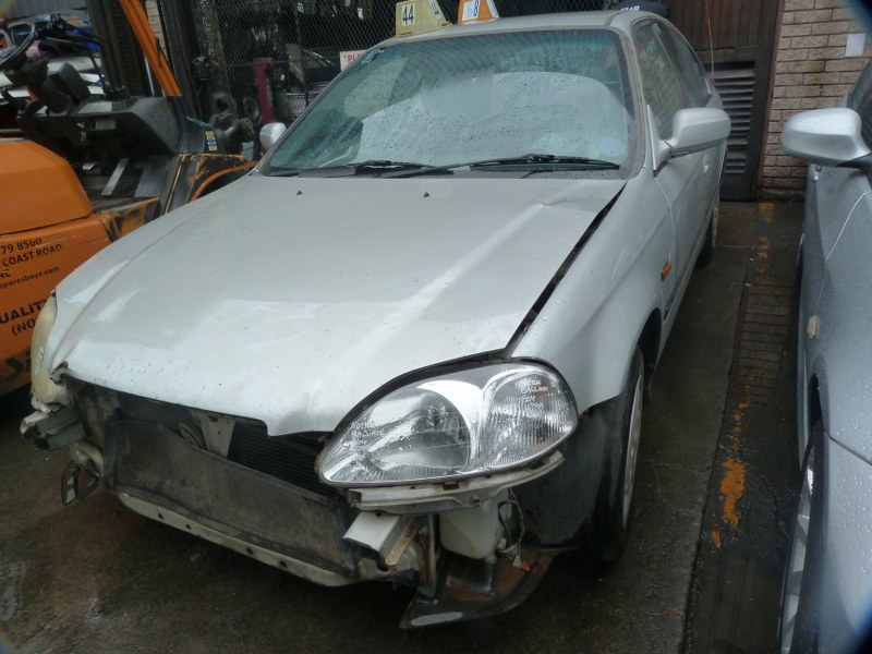 Honda Ballade 150i Encore Manual Silver - 1998 STRIPPING FOR SPARES - Private Seller Honda Ballade 150i Encore Manual Silver - 1998 STRIPPING FOR SPARES - Private Seller