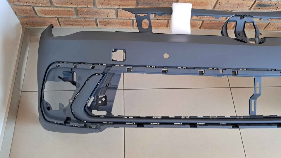 VW POLO MK9 2023 ONWARDS BRAND NEW FRONT BUMPERS WITH PDC HOLES FORSALE PRICE