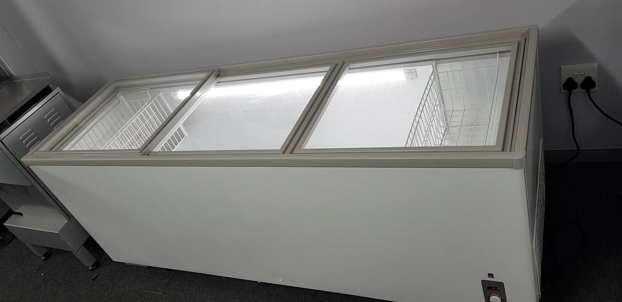 Display Freezer Glass Top Freezer Island Freezer For Sale Industrial Freezers Buy Freezers Junk Mail
