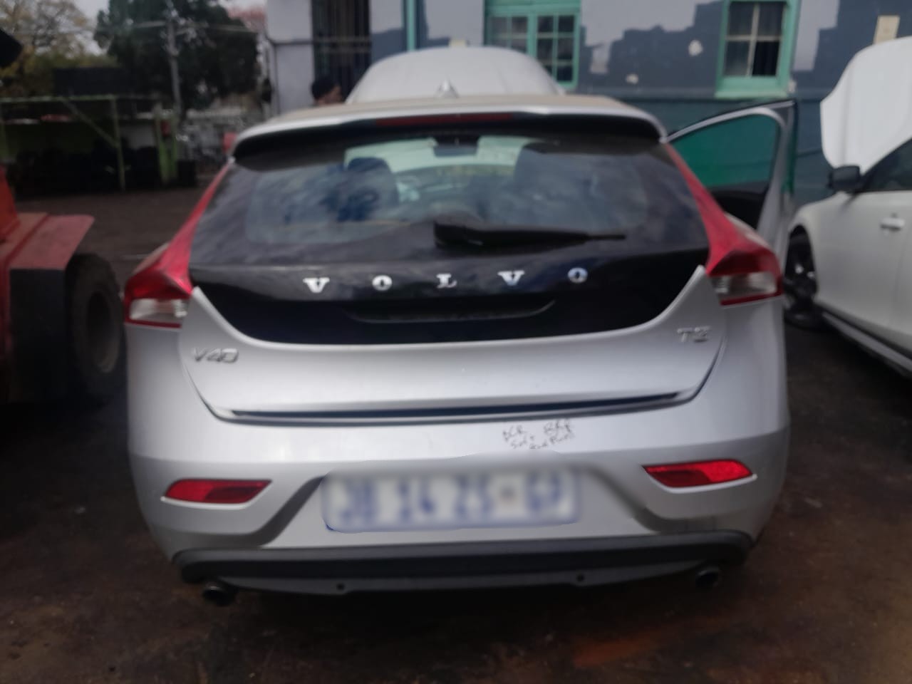 Volvo V40 1.6 for Stripping - Private Seller Volvo V40 1.6 for Stripping - Private Seller