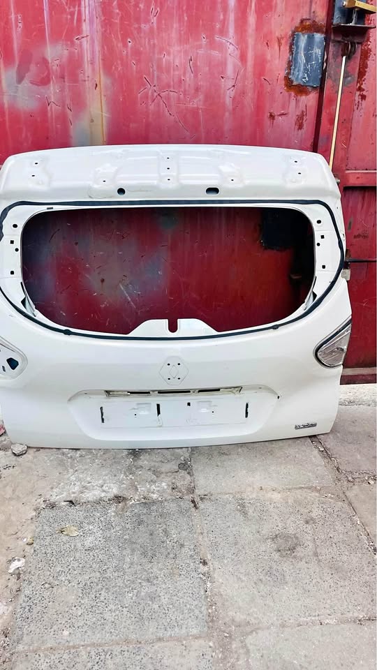 Renault Captur tailgate - Private Seller Renault Captur tailgate - Private Seller