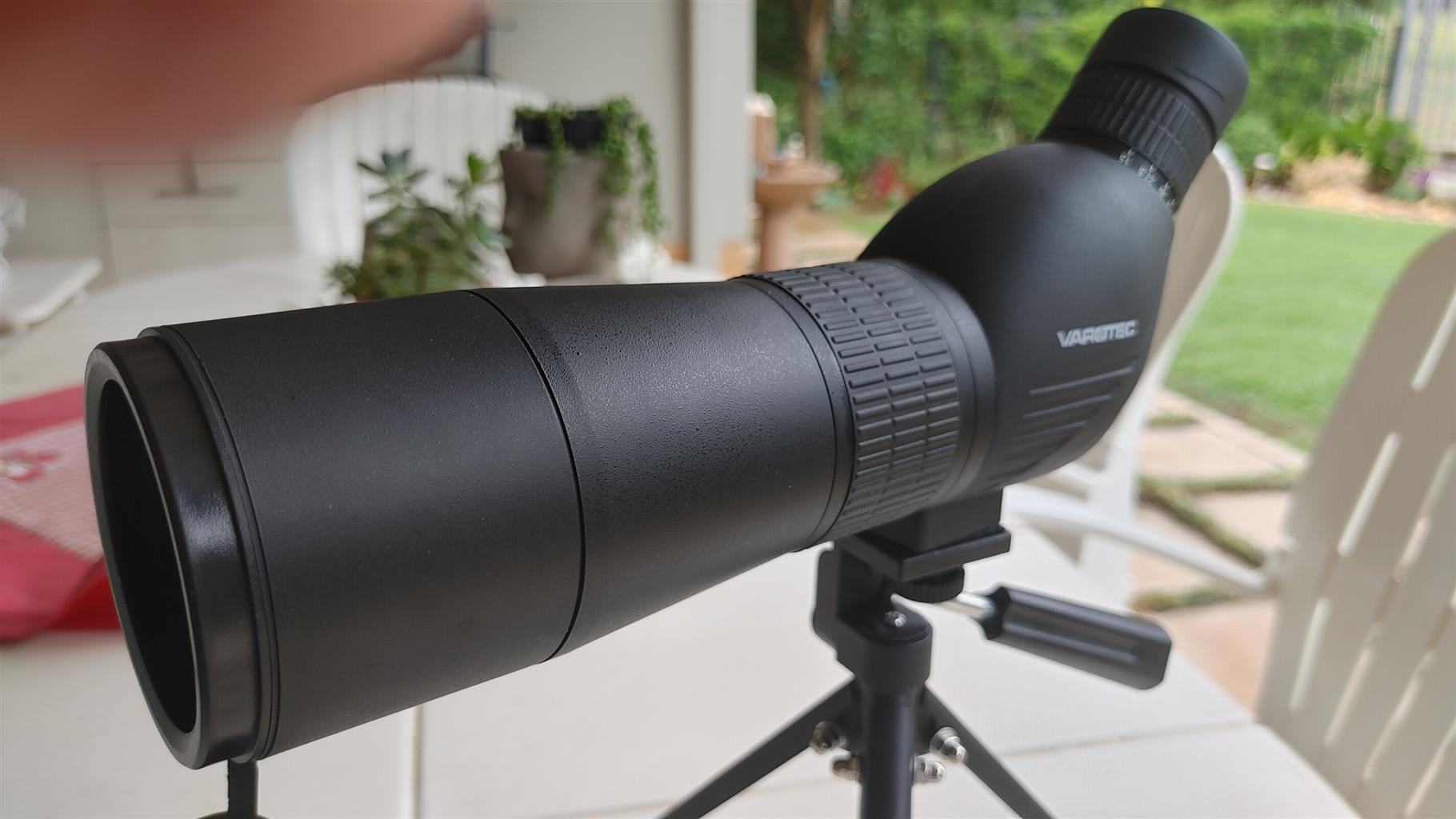 Spotting scopes 2 models on tripods affordable