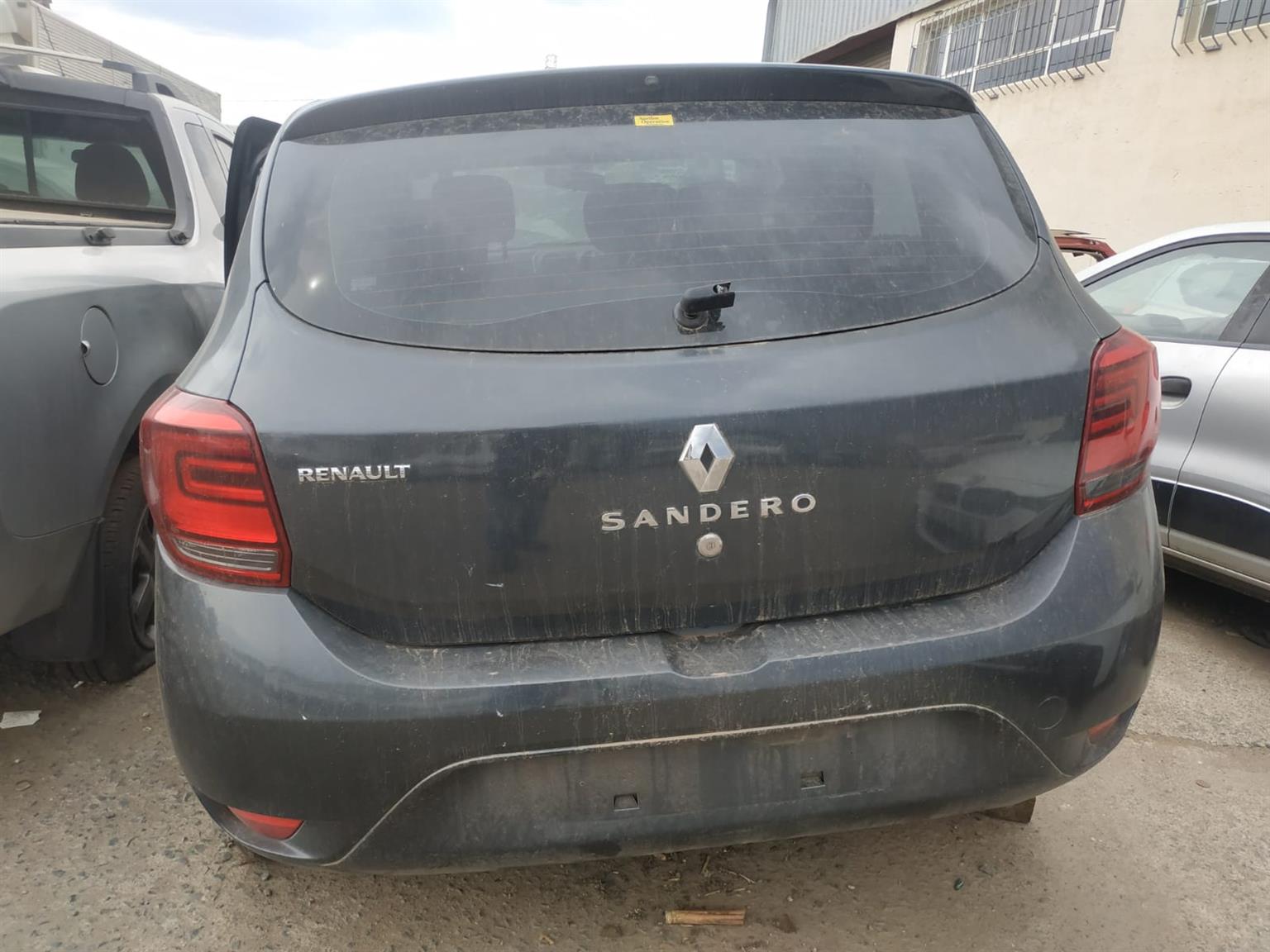 2019 Renault Sandero H4BA Manual transmission Stripping for spares - Private Seller 2019 Renault Sandero H4BA Manual transmission Stripping for spares - Private Seller