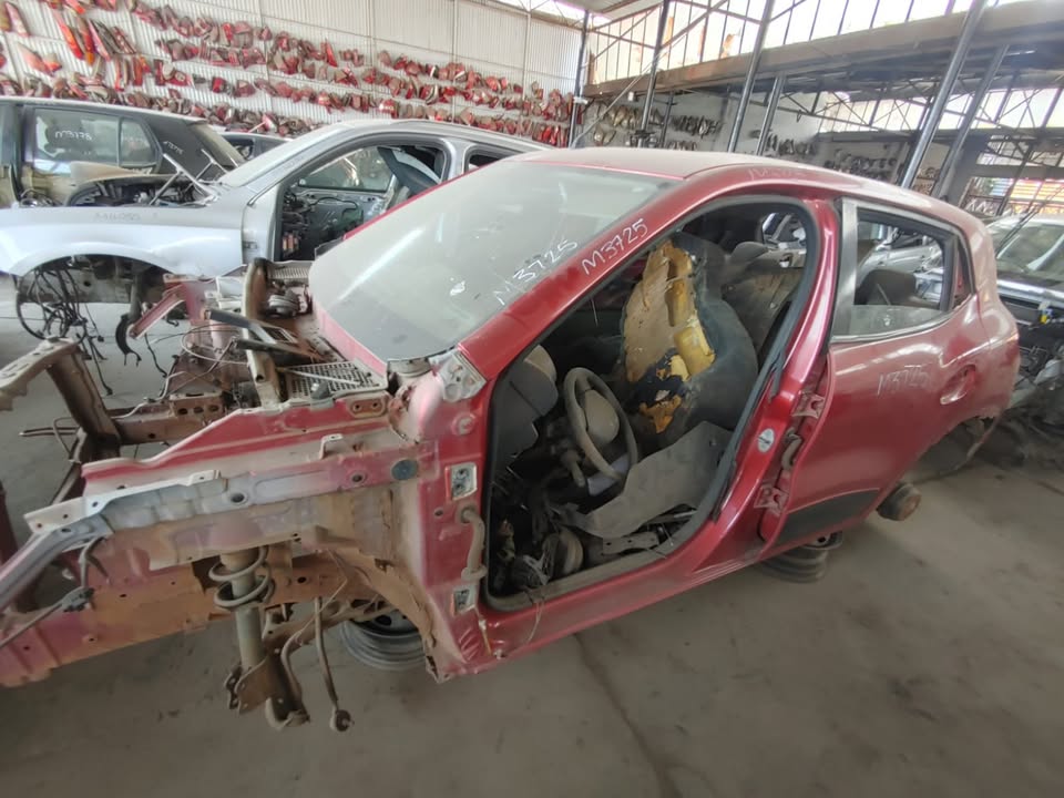 RENAULT KWID STRIPPING FOR SPARES - Private Seller RENAULT KWID STRIPPING FOR SPARES - Private Seller