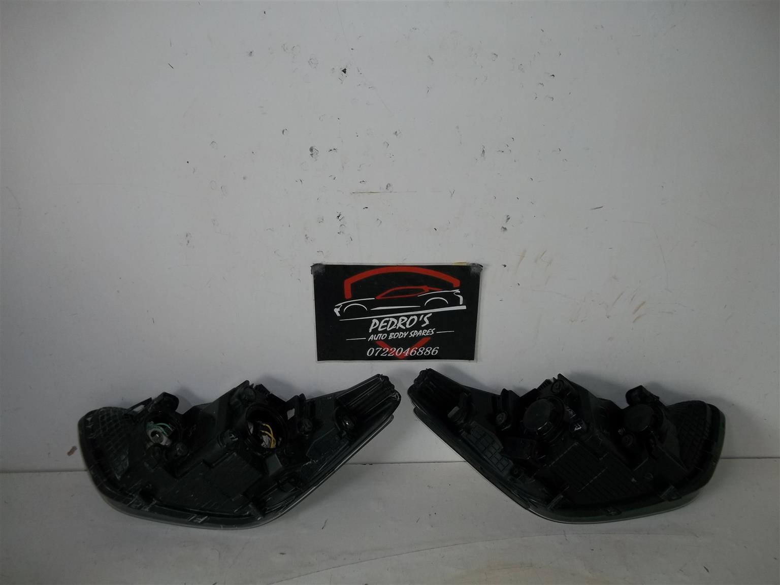 Hyundai I20 headlight set - Private Seller Hyundai I20 headlight set - Private Seller