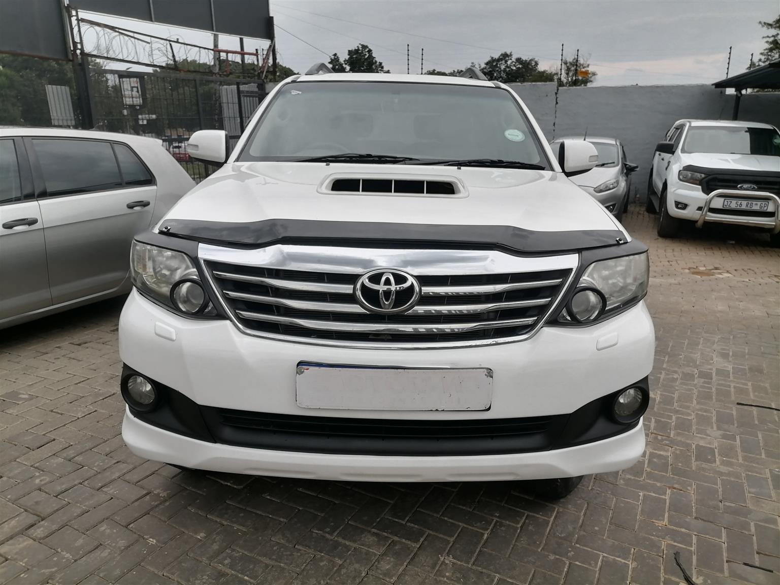 Used 2013 Toyota Fortuner 3.0D-4D 4x4 auto - Private Seller Used 2013 Toyota Fortuner 3.0D-4D 4x4 auto - Private Seller