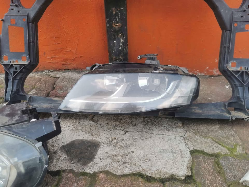 Audi A3 B8 left normal headlight - Private Seller Audi A3 B8 left normal headlight - Private Seller