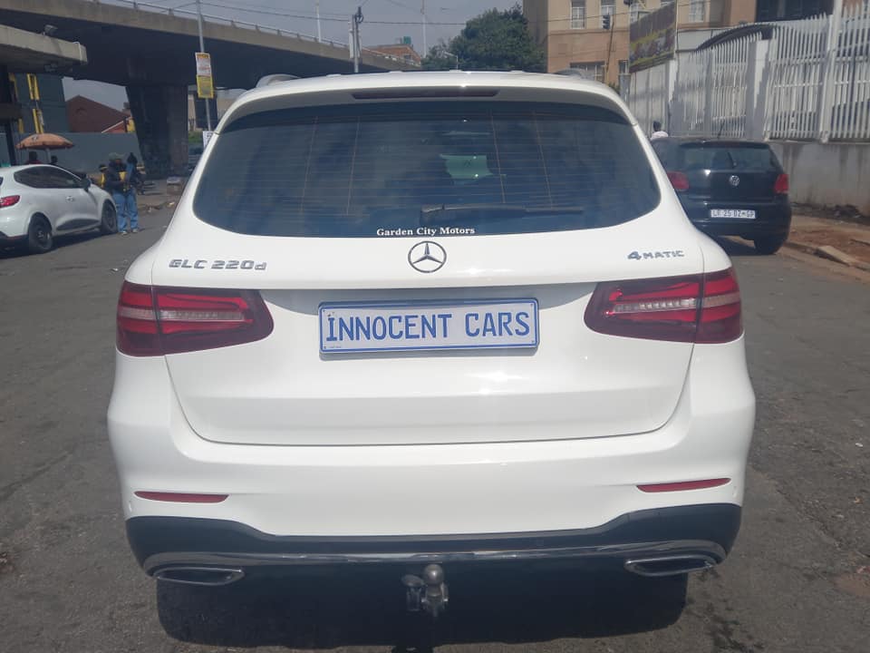 2018 MERCEDES BENZ 220d GLC DIESEL, AMG 4MATIC, AUTOMATIC, WHITE COLOUR