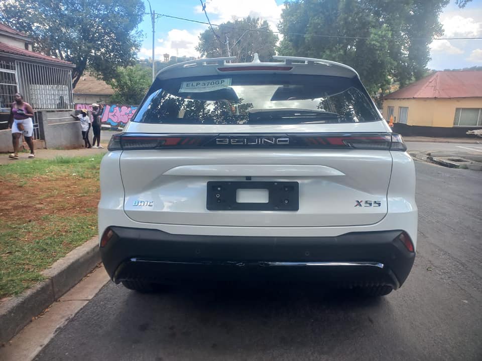 2023 BEIJING BAIC X55 1.5 PETROL, AUTOMATIC, WHITE COLOR, MILEAGE 17000KMS. SERVICE H