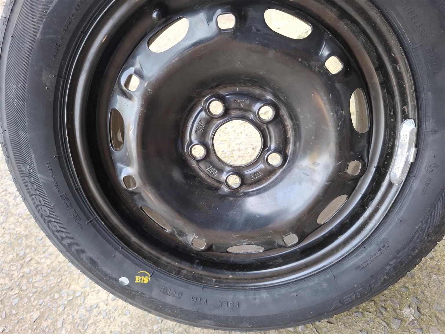 BRAND NEW VOLSWAGEN SPARE WHEEL - Private Seller BRAND NEW VOLSWAGEN SPARE WHEEL - Private Seller