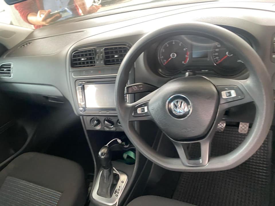 2020 VW POLO VIVO HATCH 1.6 AUTOMATIC