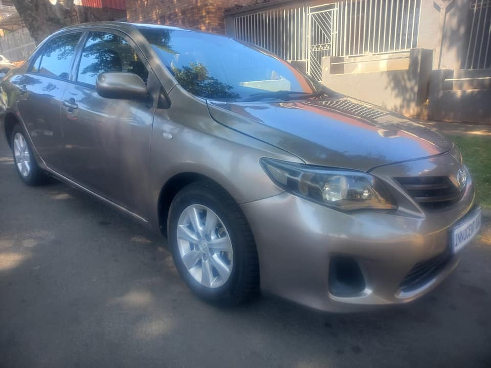 2018 TOYOTA COROLLA QUEST 1.6 PETROL, MANUAL, GREY COLOR,  MILEAGE SERVICE