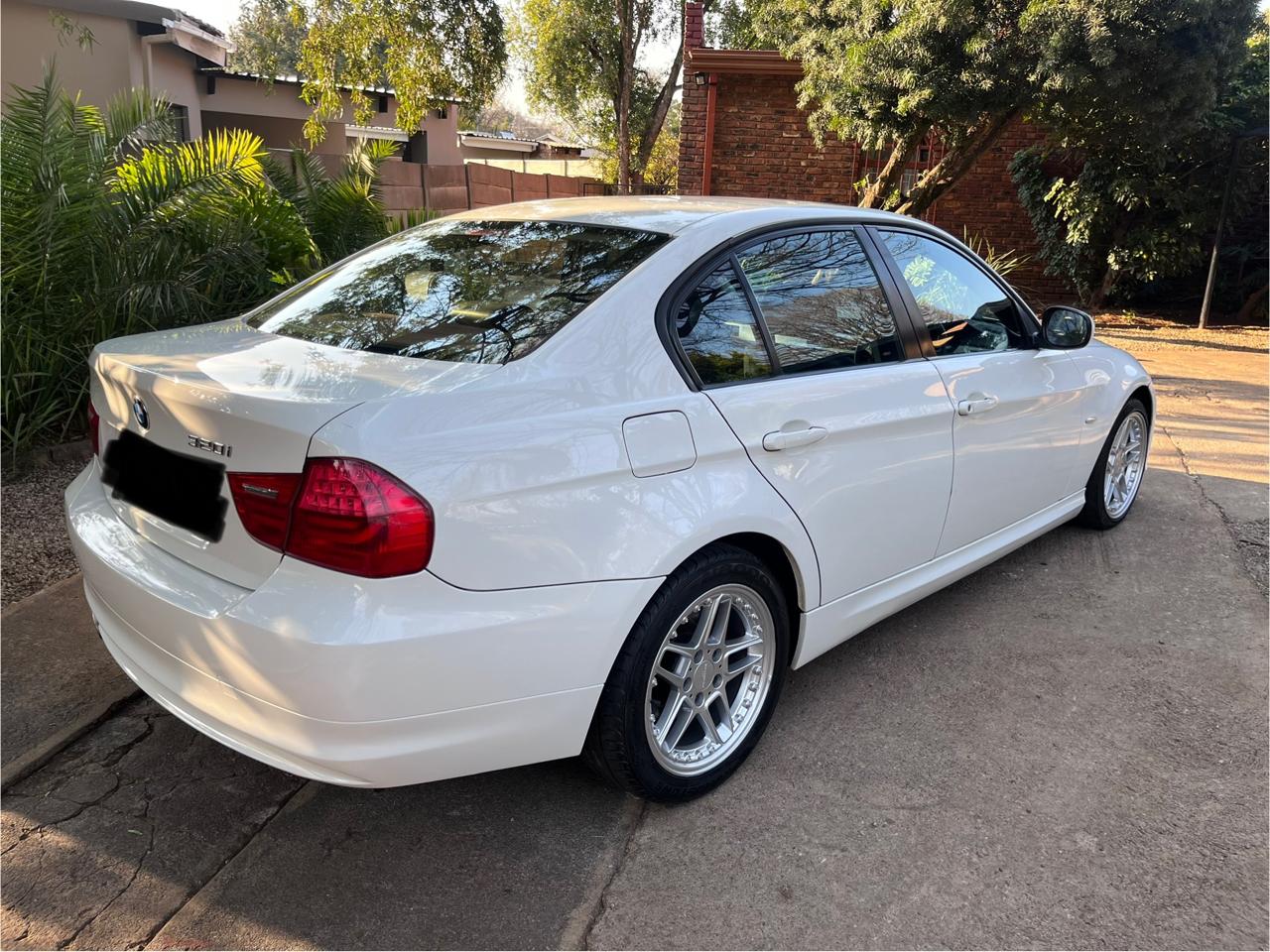 Used 2009 BMW 3 Series 320i auto - Private Seller Used 2009 BMW 3 Series 320i auto - Private Seller