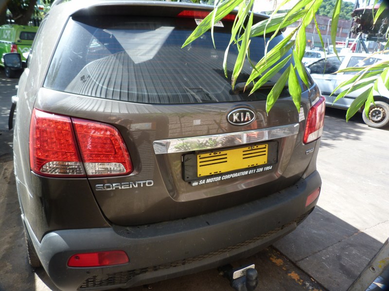 Kia Sorento 2.2D 4x4 AT Grey - 2012 STRIPPING FOR SPARES - Private Seller Kia Sorento 2.2D 4x4 AT Grey - 2012 STRIPPING FOR SPARES - Private Seller