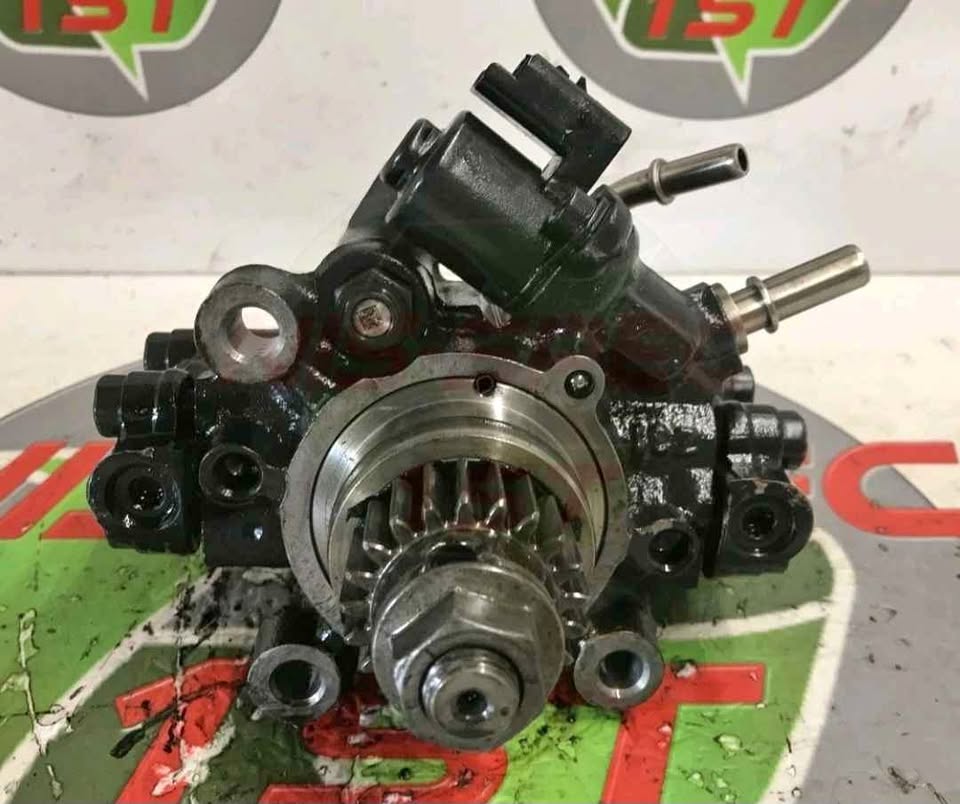 Nissan Navara 2.3D YS23 Diesel pump - Private Seller Nissan Navara 2.3D YS23 Diesel pump - Private Seller