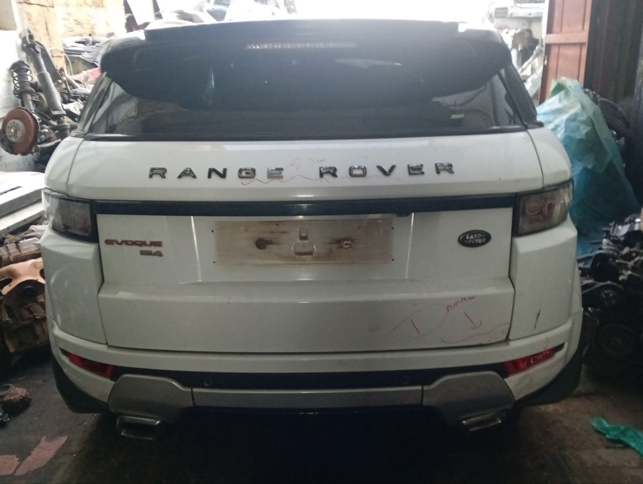 Range rover Evoque si4 white - Private Seller Range rover Evoque si4 white - Private Seller