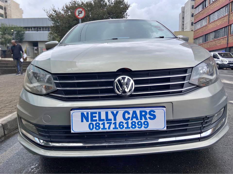 2013 Polo 6 Sedan 1.6 84000km 2013 Polo 6 Sedan 1.6 84000km