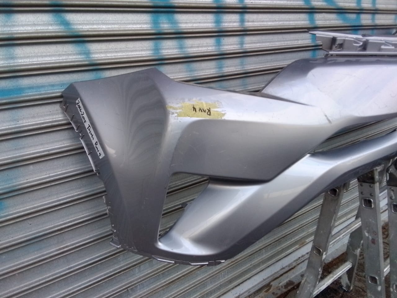 (2016-2018) TOYOTA RAV 4 FRONT BUMPER