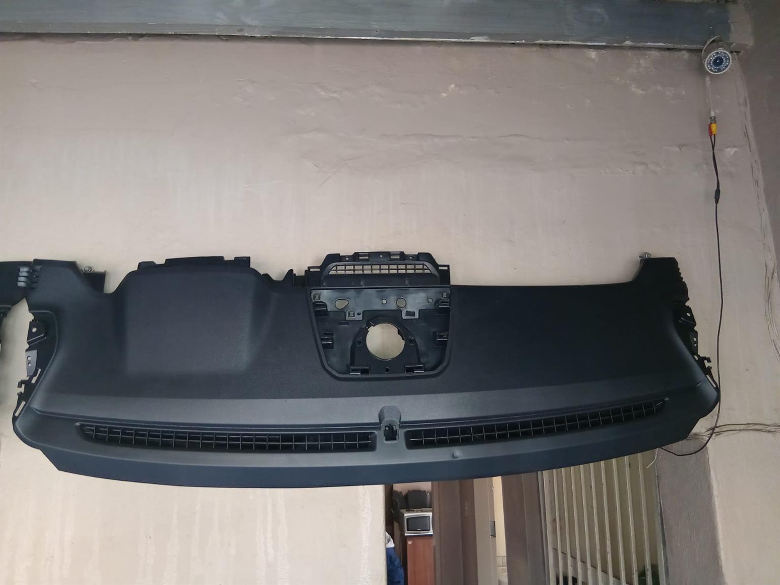 FORD RANGER T8 AND T9 DASHBOARDS AND PASSENGER AIRBAGS - Private Seller