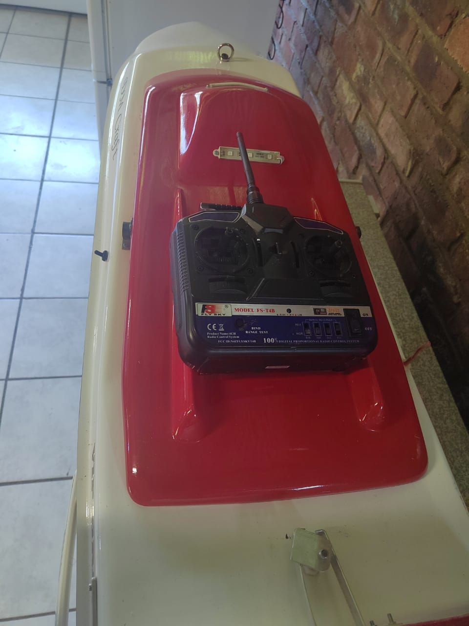 DM Craft bait boat