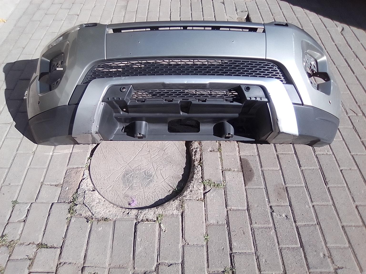 2015 RANGE ROVER EVOQUE FRONT BUMPER FOR SALE 2015 RANGE ROVER EVOQUE FRONT BUMPER FOR SALE