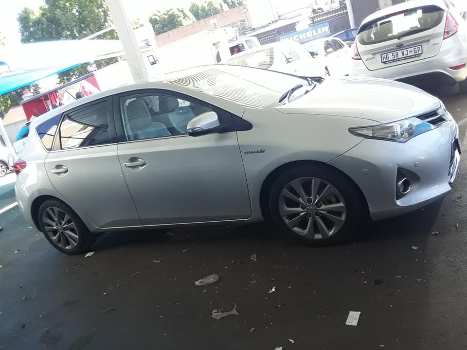 2015 TOYOTA AURIS 1.8 ENGINE CAPACITY AUTOMATIC CD PLAYER AIR CONDITION