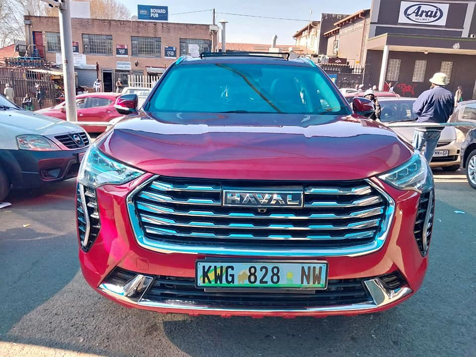 2023 HAVAL JOLION 1.5 20 000KM MAROON COLOR AUTOMATIC PETROL