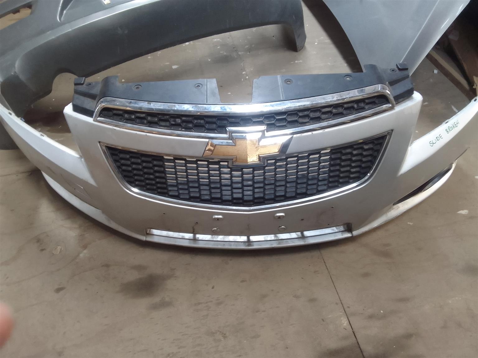 2009 Chevrolet Cruse used bumper for sale - Private Seller 2009 Chevrolet Cruse used bumper for sale - Private Seller