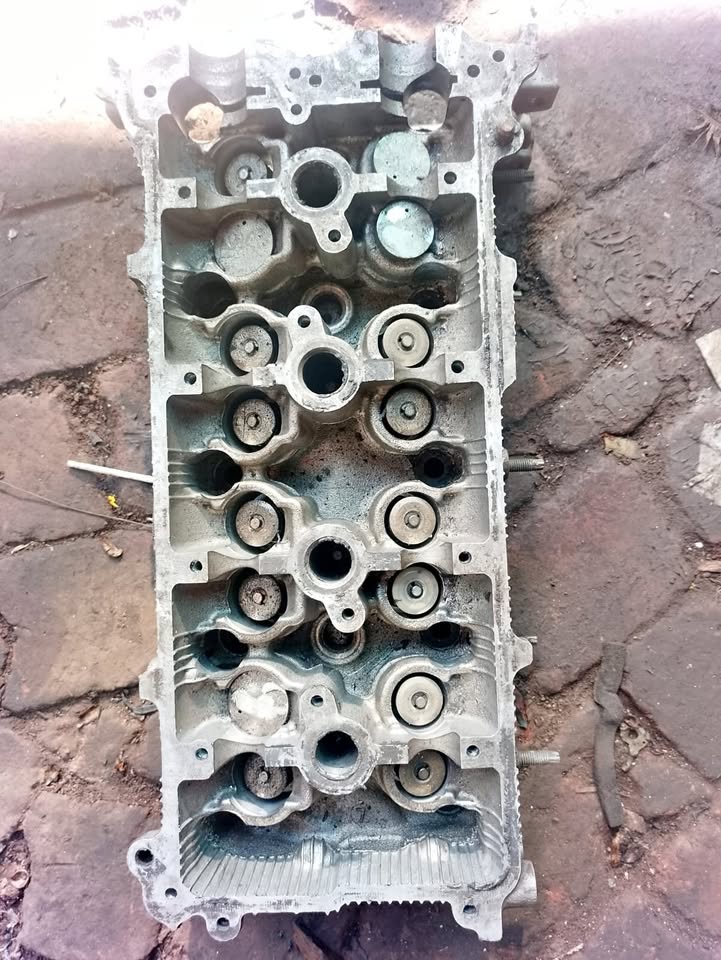 Nissan Tiida 2009 1.8 Cylinder Head For Sale - Private Seller Nissan Tiida 2009 1.8 Cylinder Head For Sale - Private Seller