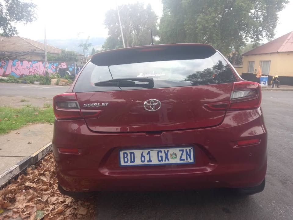 2023 Toyota Starlet Engine Capacity 1.5 Petrol Manual Maroon Color Mileage 96000km