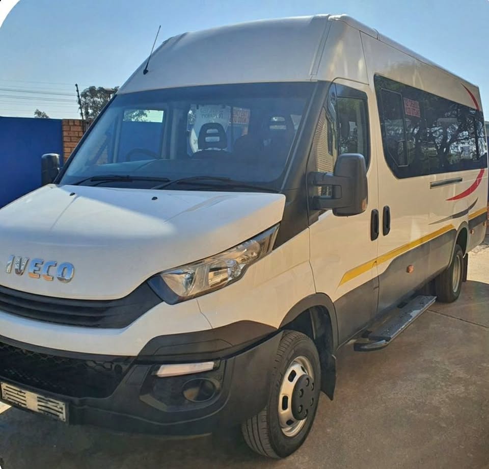 2020 Iveco Daily 23 Seater nu