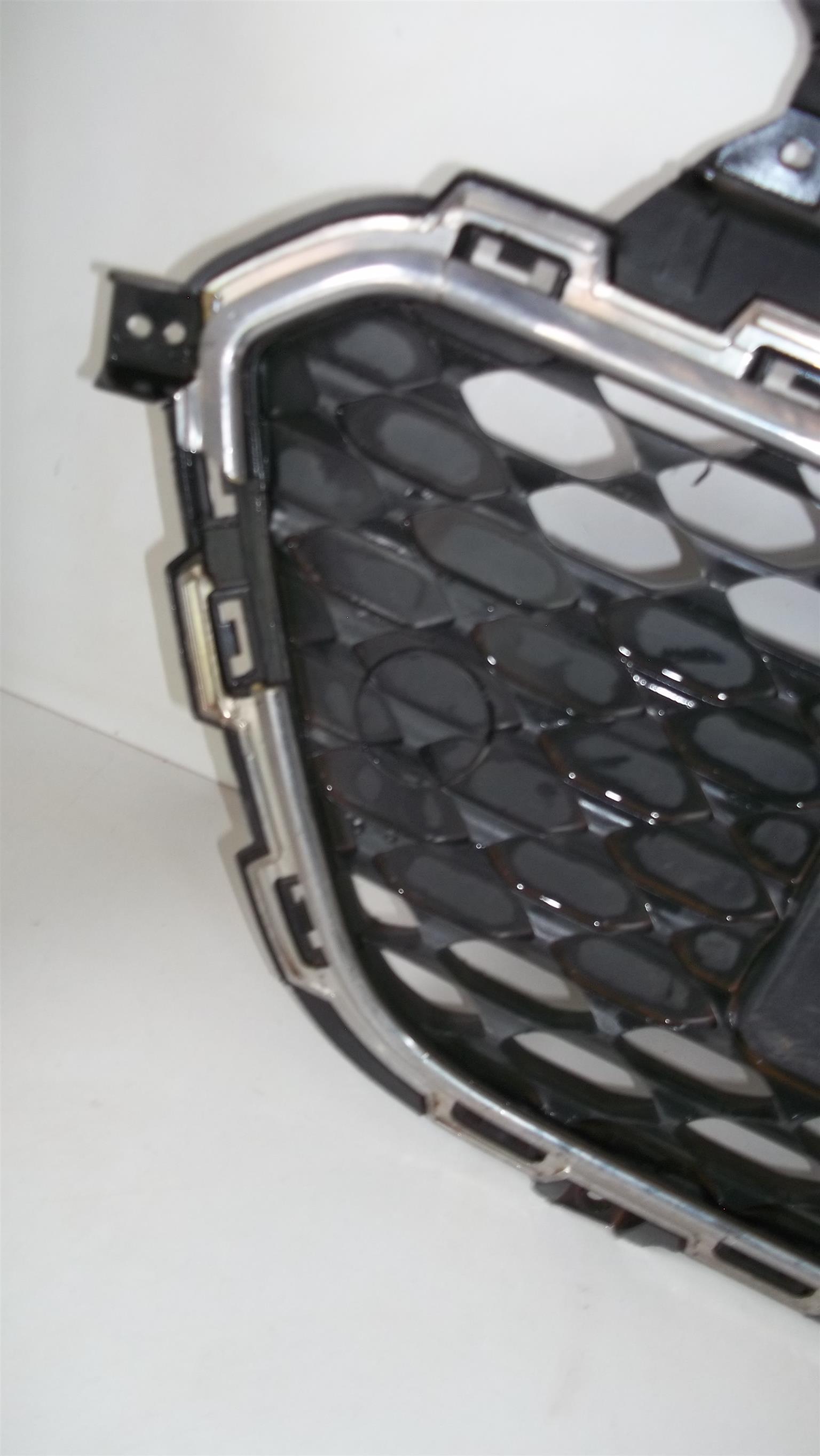 Hyundai I20 grille - Private Seller