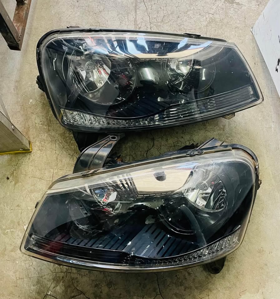 GWM STEED 5 Headlights - Private Seller GWM STEED 5 Headlights - Private Seller