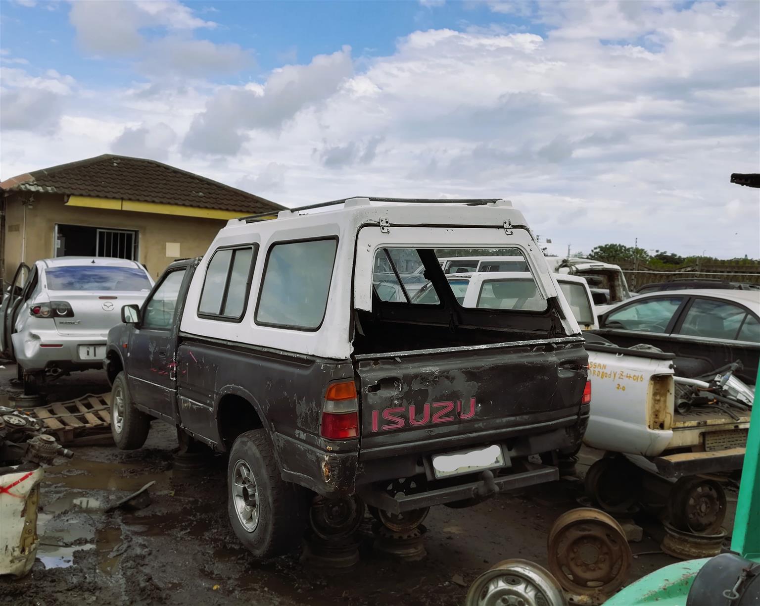 1998 Isuzu KB250D 4x4 - Stripping for Spares